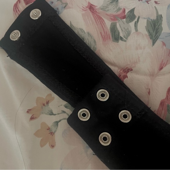 DYNAMITE One-shoulder bodysuit - Picture 3 of 5